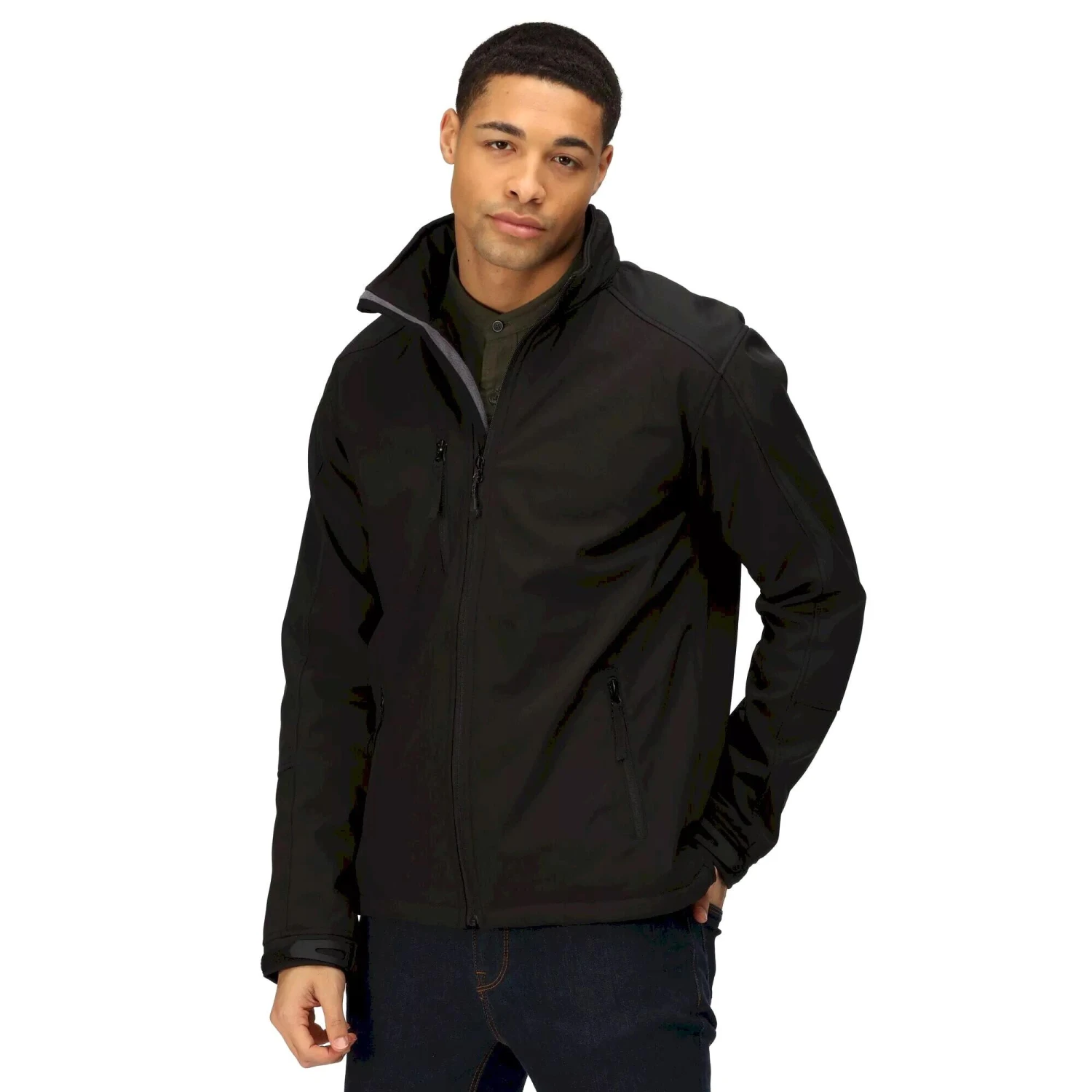 Regatta Reid Mens Softshell Wind Resistant Water Repellent Jacket (Black) - Image 4