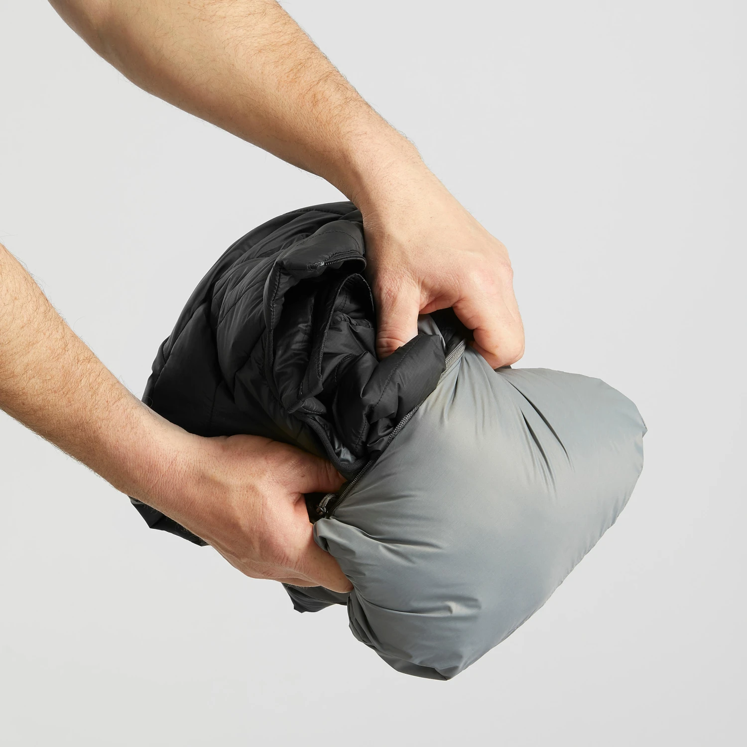 Men's Synthetic Mountain Trekking Hooded Padded Jacket - MT100 - Image 7