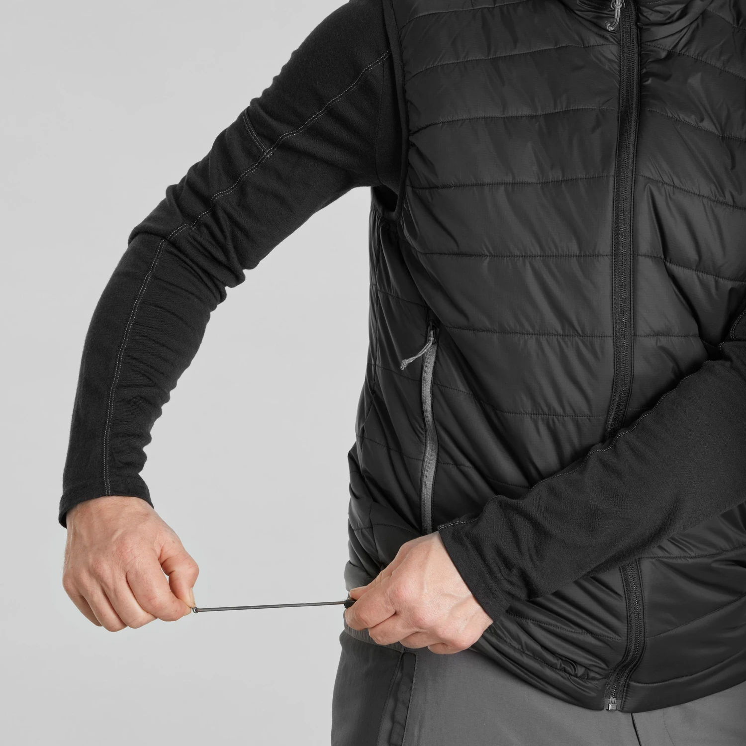 Men’s Synthetic Mountain Trekking Padded Gilet - Image 5